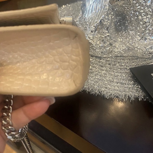 Authentic YSL small kate croc- embossed chain shoulder bag - Picture 9 of 14